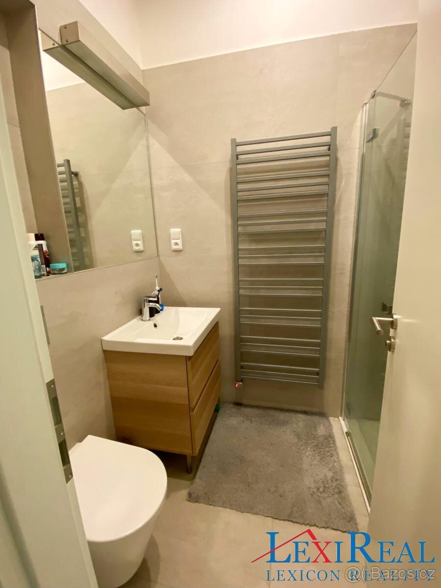 byt 2+kk, 38 m2, Pod Čertovou skalou, Praha Libeň - 6