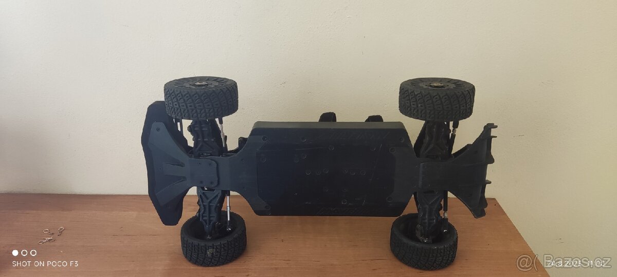 RC truggy 4x4 velikost 1:8 + nová baterie 14,8v 5400mAh.. - 6