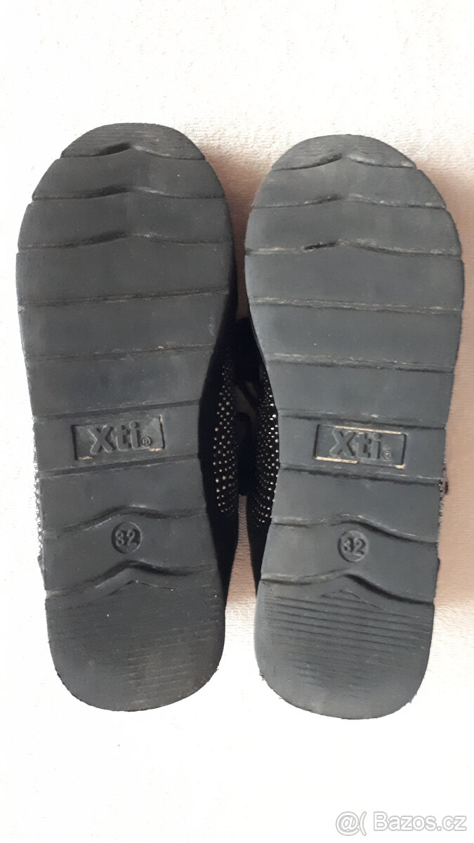 Dětské boty, botky, černé se stříbrnými kamínky, vel.32 - 6