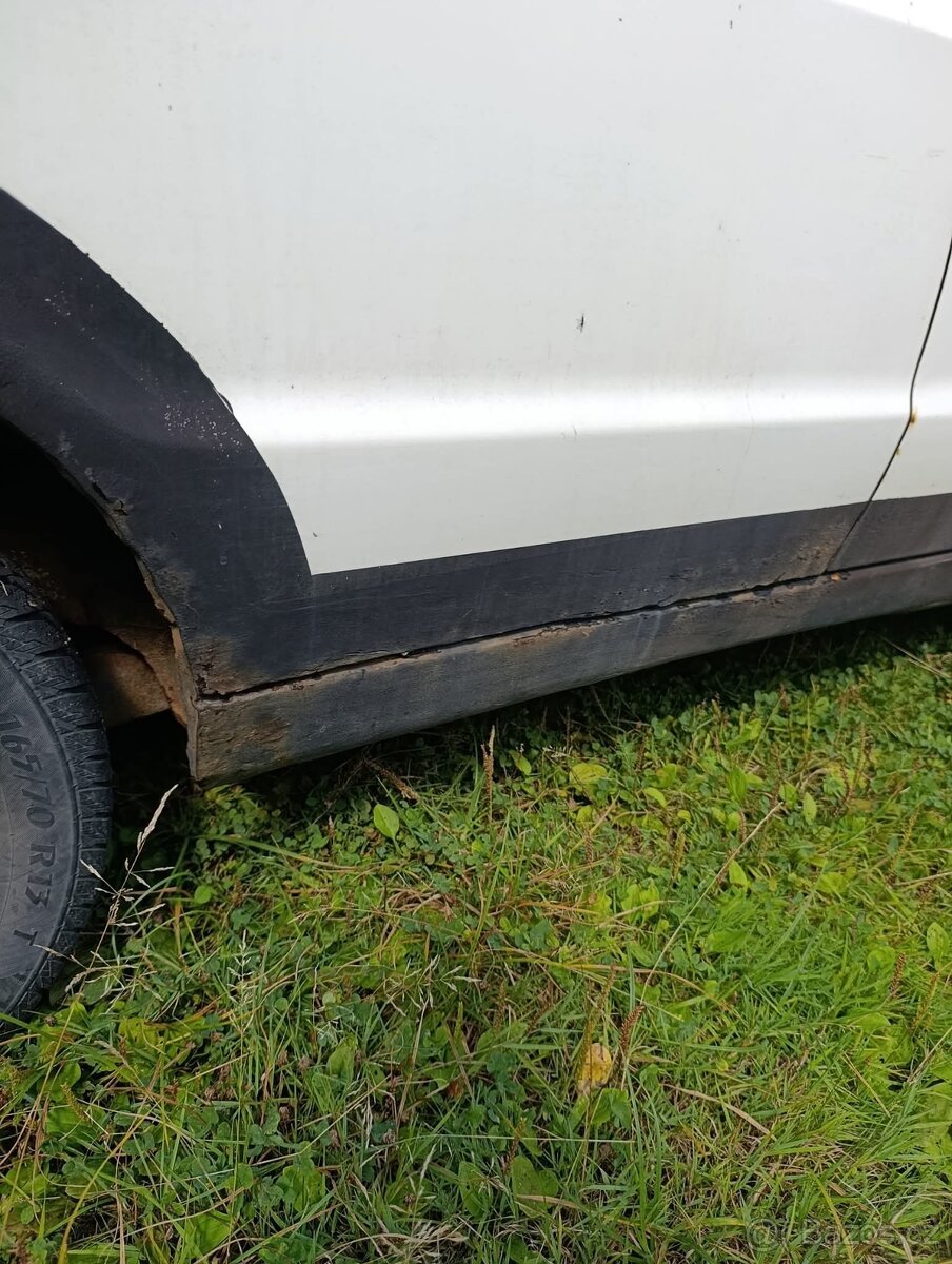 Prodám Škodu Felicia pickup 1.3 - 6