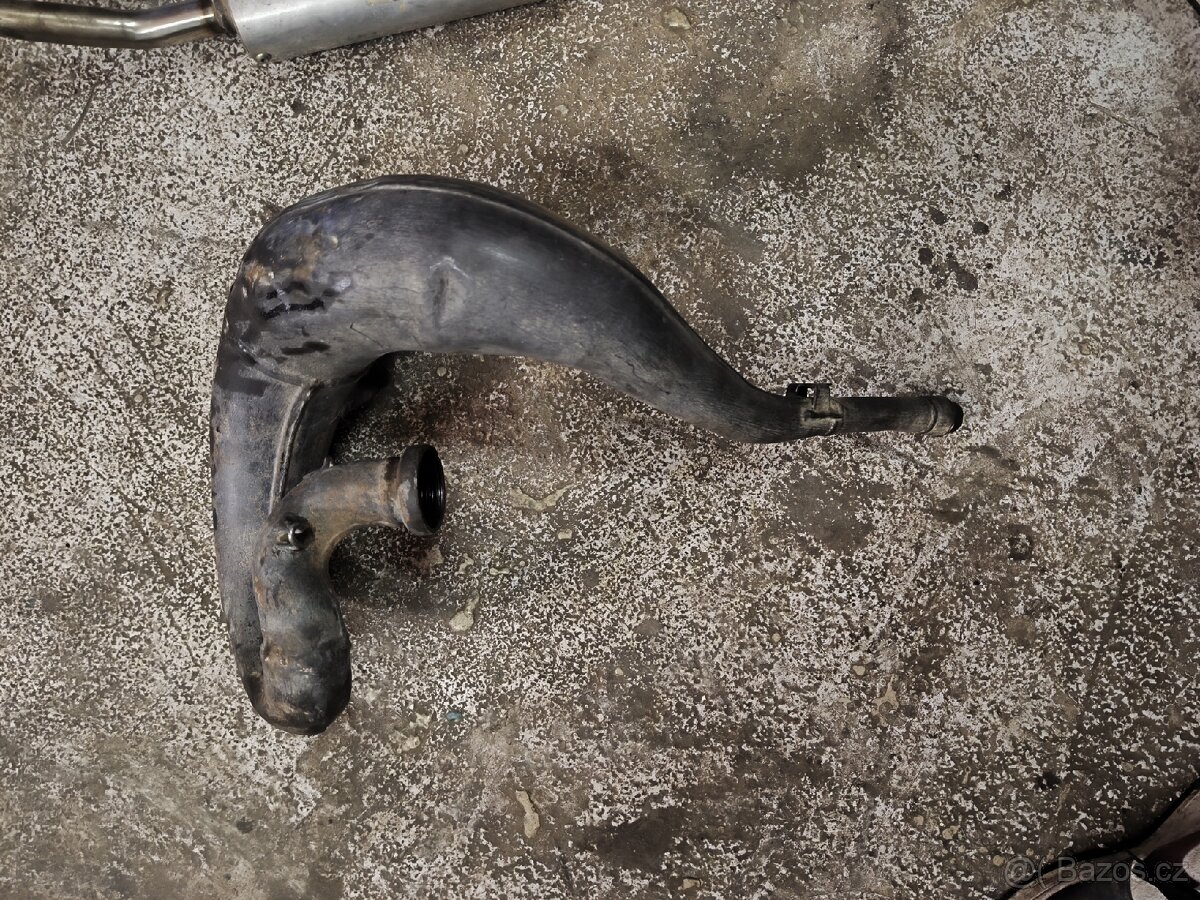 Prodám Výfuk Yamaha YZ 250 - 6