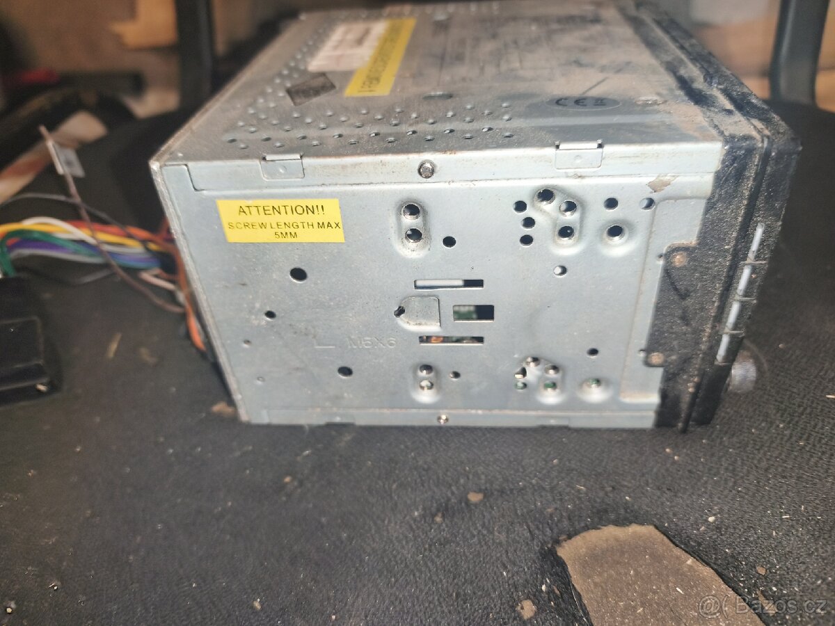 Škoda Fabia I 2DIN rádio od Bultronics - 6