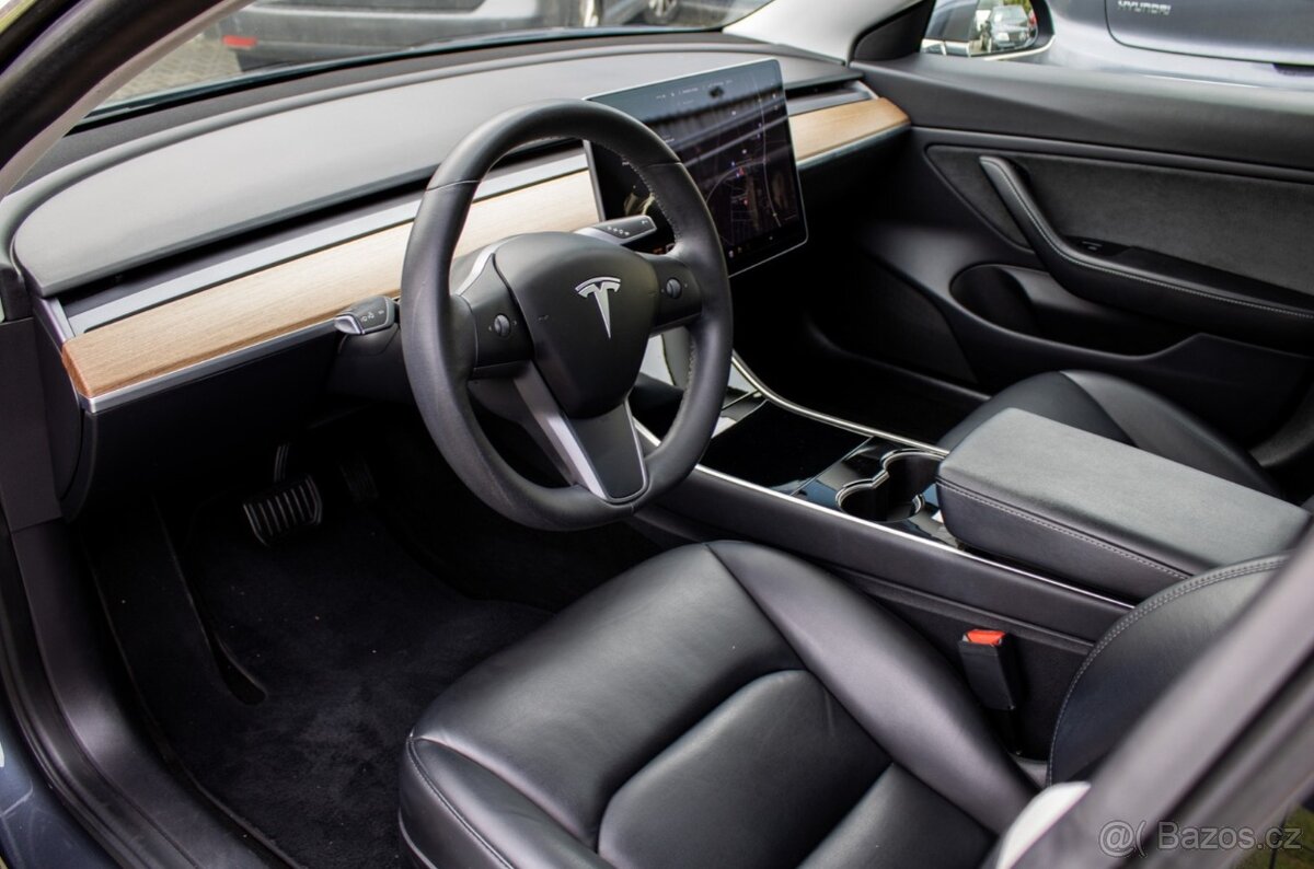 Tesla Model 3 Long Range - 6