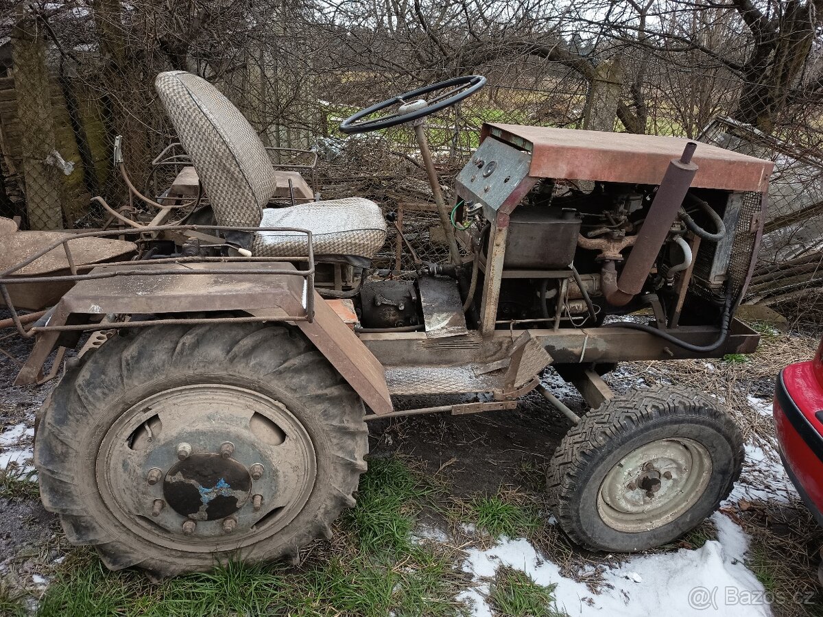 Prodám traktor domácí výroby - 6