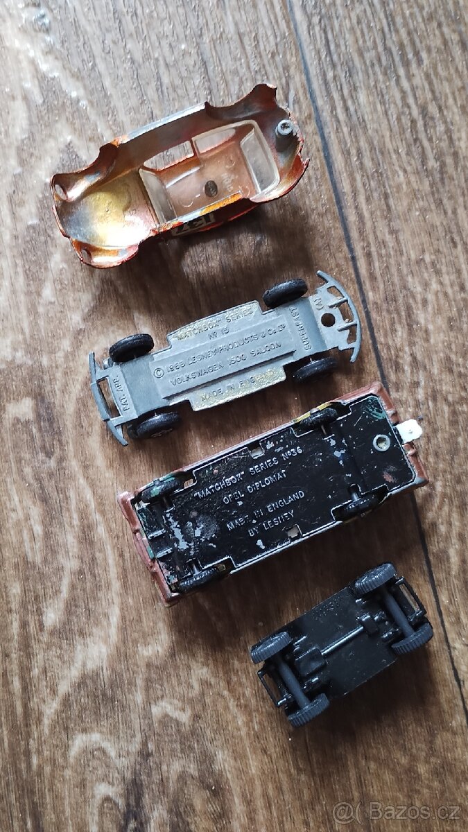 Autíčka -3 kusy - 6