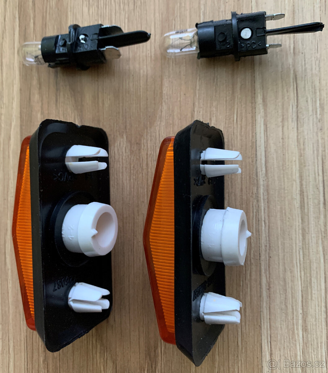 přední boční blinkry předních blatníků LADA VAZ 2105, 2107 - 6