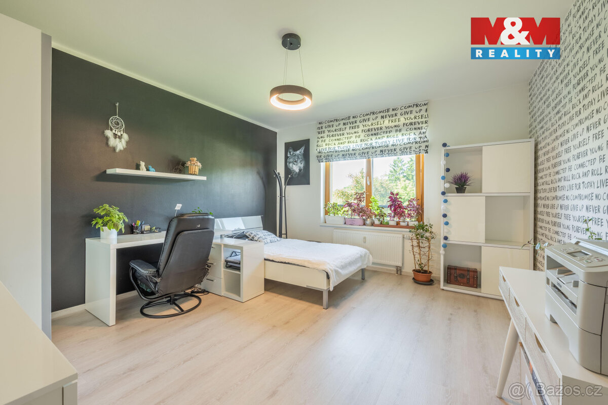 Prodej bytu 4+kk v Průhonicích, ul. Školní - 6