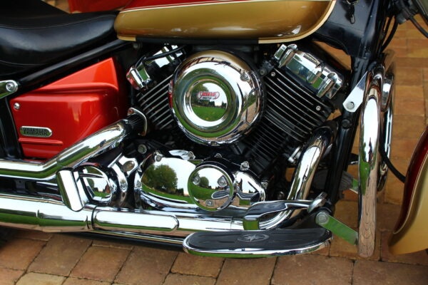 Yamaha XVS650 Drag Star Classic - 6
