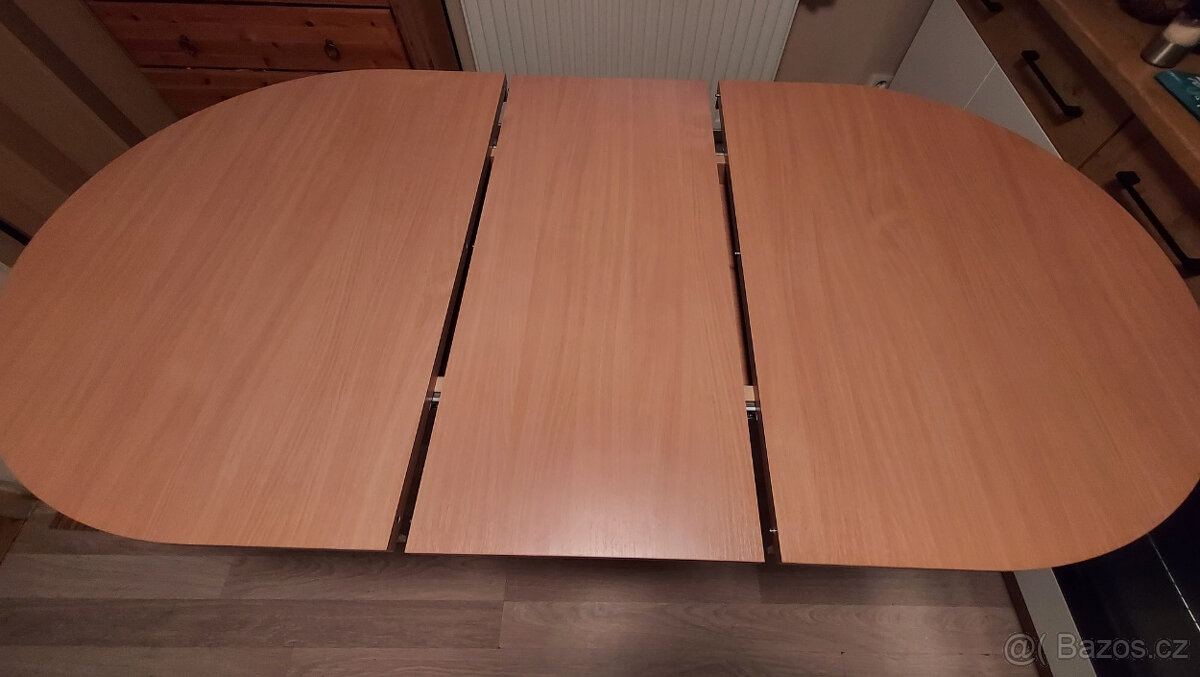 Jídelní stůl rozložitelný - 6