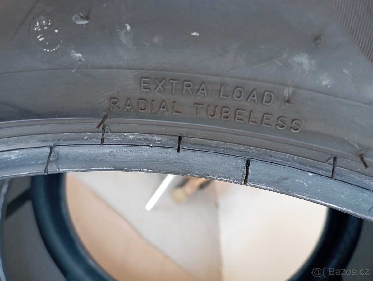 275/40 R22 107Y Pirelli PZERO - 6