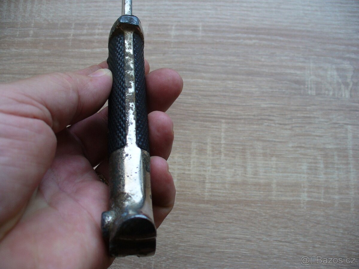Nemecky,valecny vychazkovy bajonet bez pouzdra. - 6