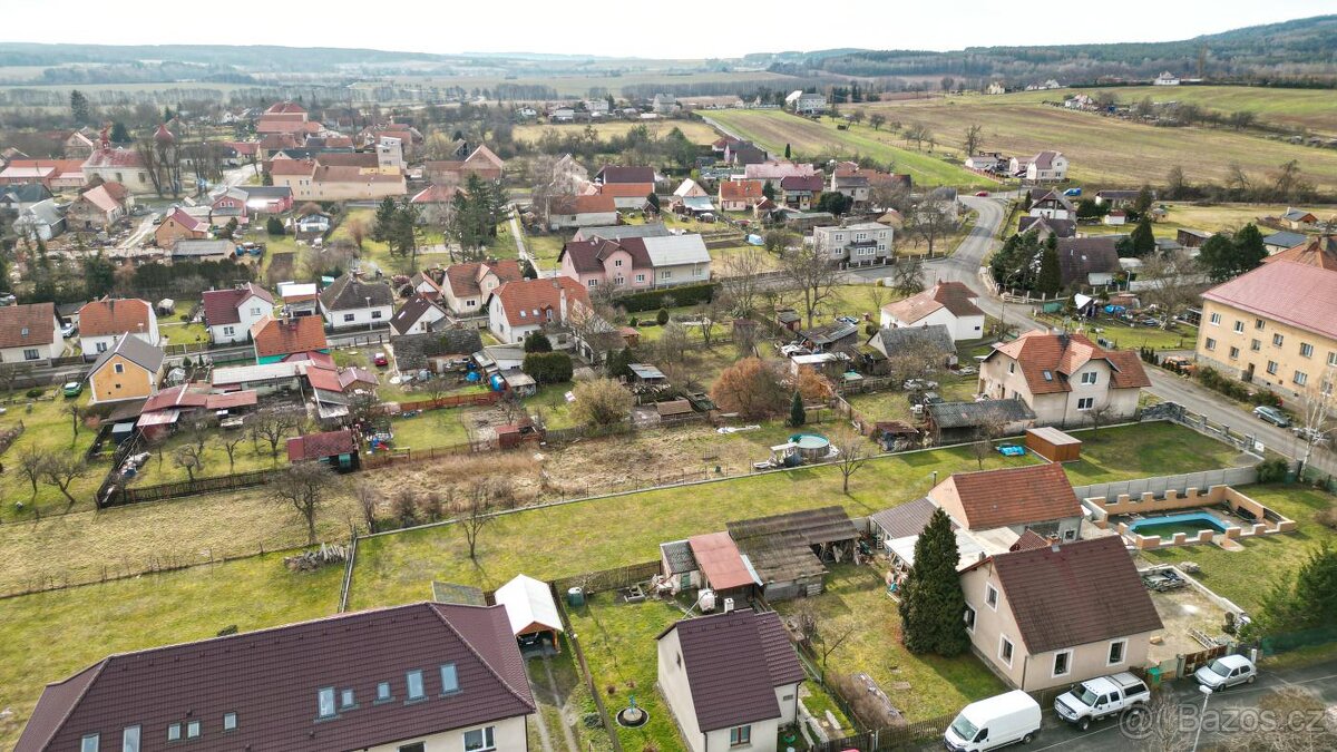 Prodej zasíťovaného stavebního pozemku, OV, 1542m2, obec Bla - 6