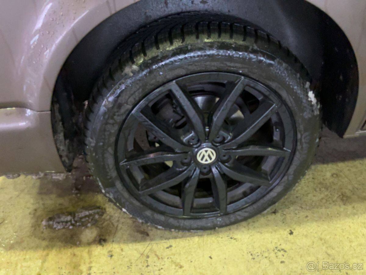 VW Multivan T5 2.0 TDI 103kW,7.sedadel,Webasto,Tažné. - 6