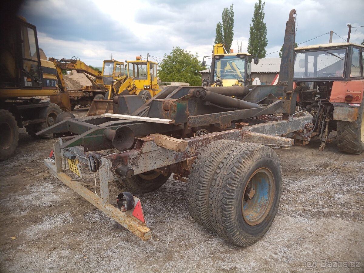 Hákový nosič kontejnerů - 6