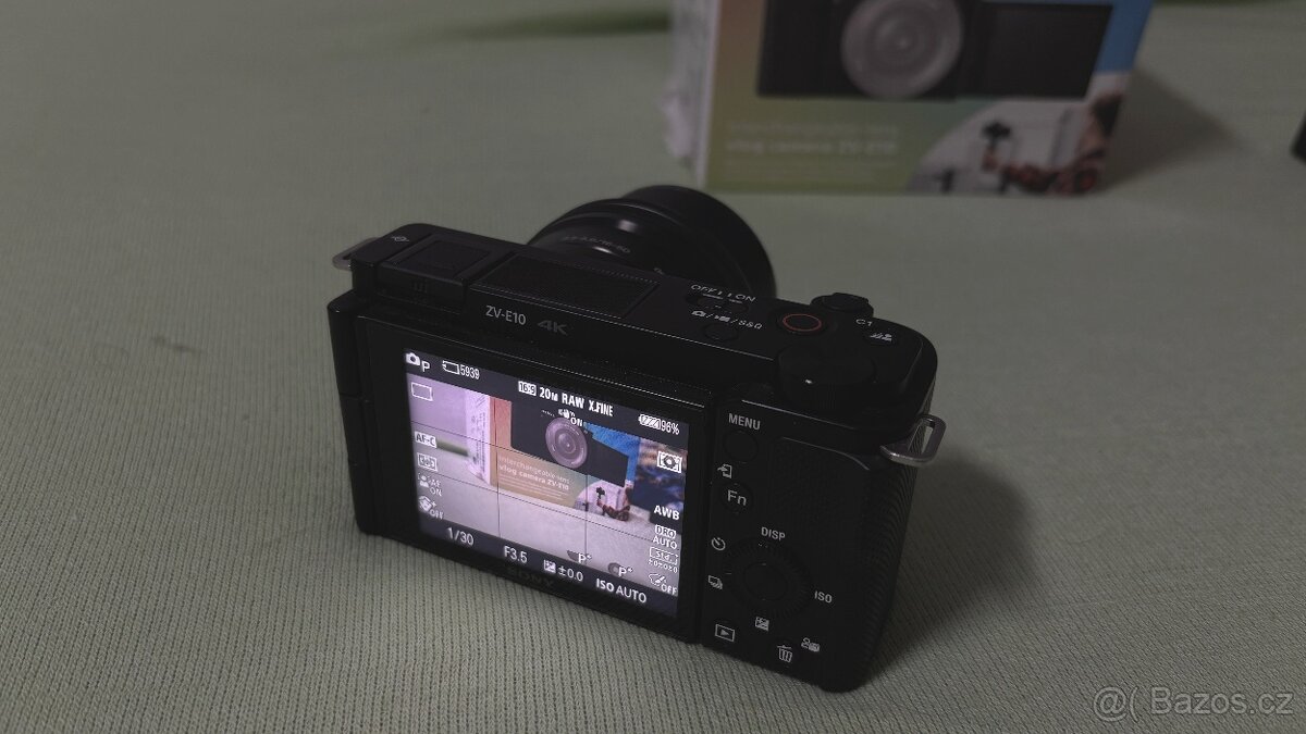 Sony ZV-E10 + objektiv Sony 16-50 - 6