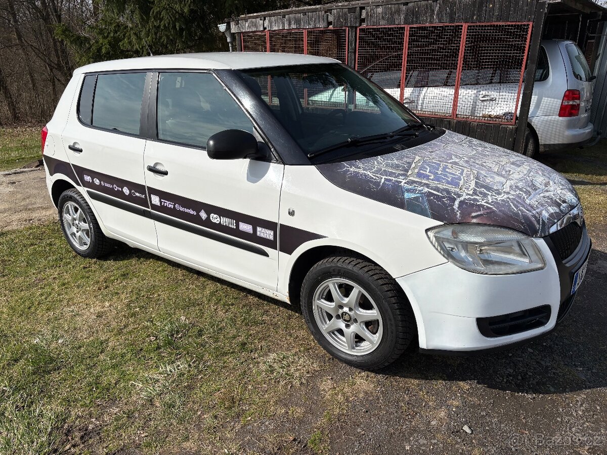 Škoda Fabia 2 - 6