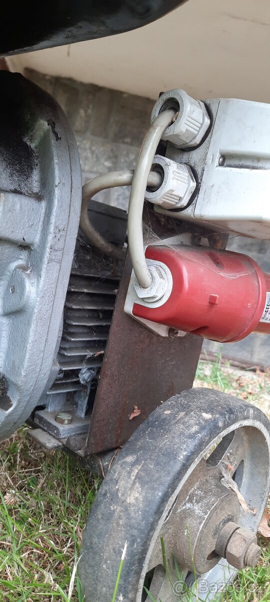 Šnekový podavač - 6