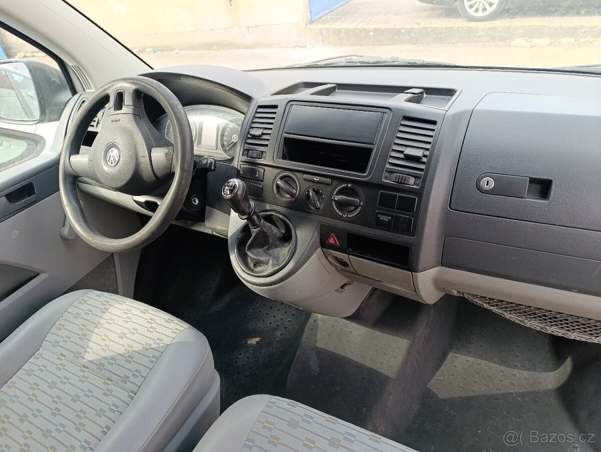 Volkswagen Transporter T5 Long - 6