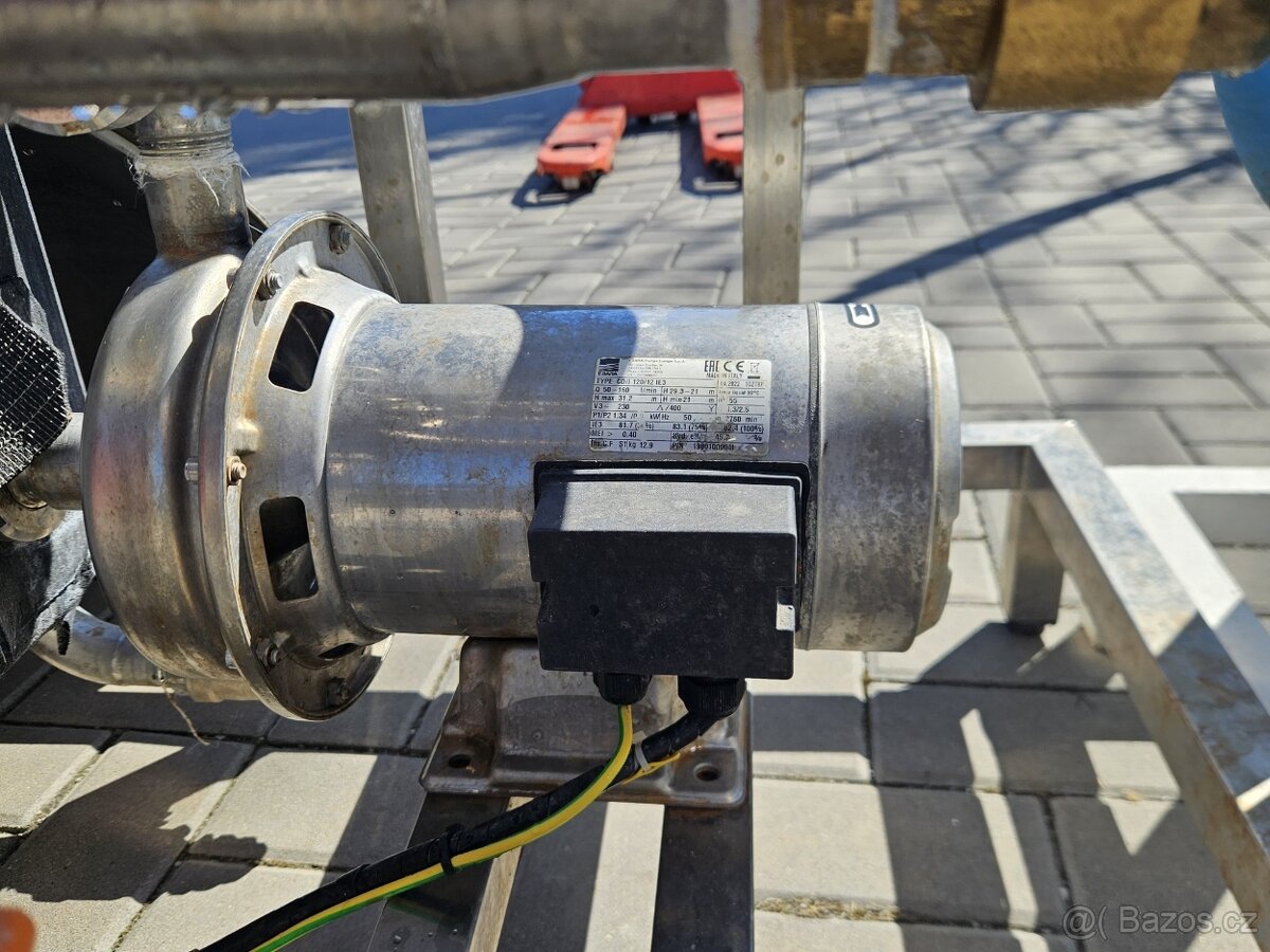 Myčka pivních sudů (keg washer) - 6