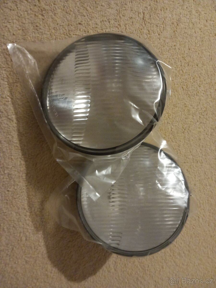 Skoda Tudor ,1200,1201, 1202 Tatra 805 , 600 apod světla - 6