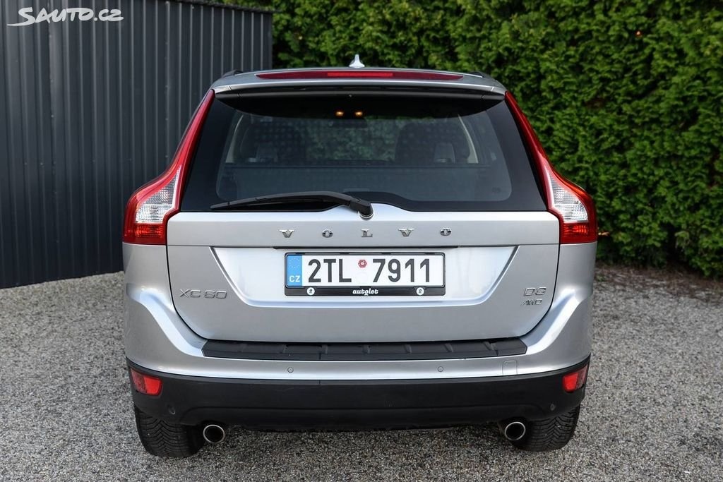 Volvo XC60 2.4 D3 MANUÁL - 6