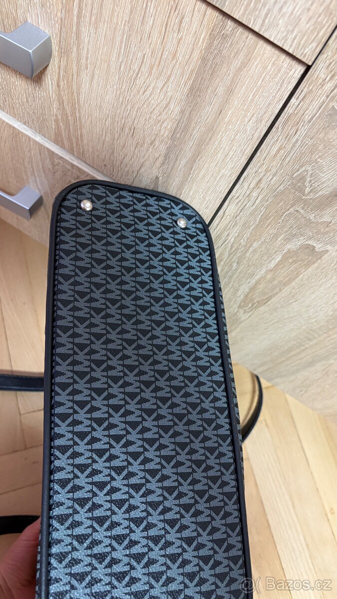 Michael Kors fake kabelka - 6