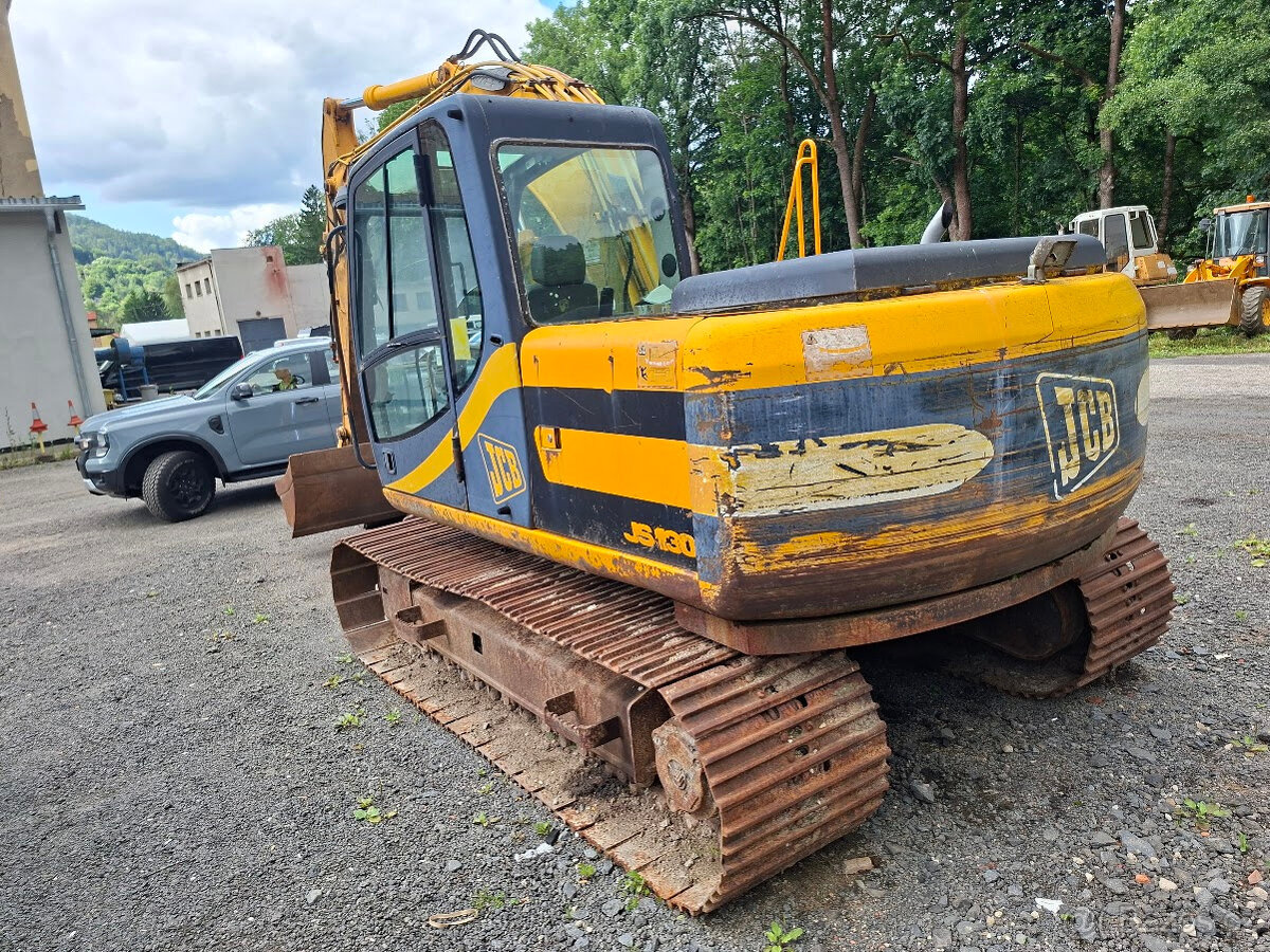 JCB JS 130 PÁSOVÝ BAGR - 6
