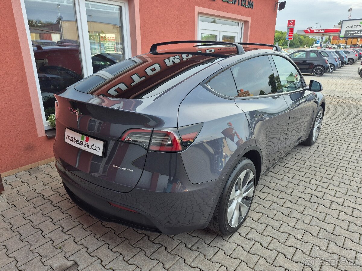 Tesla Model Y Long Range 378kW SOH 92,4%(ODPOČET DPH) - 6