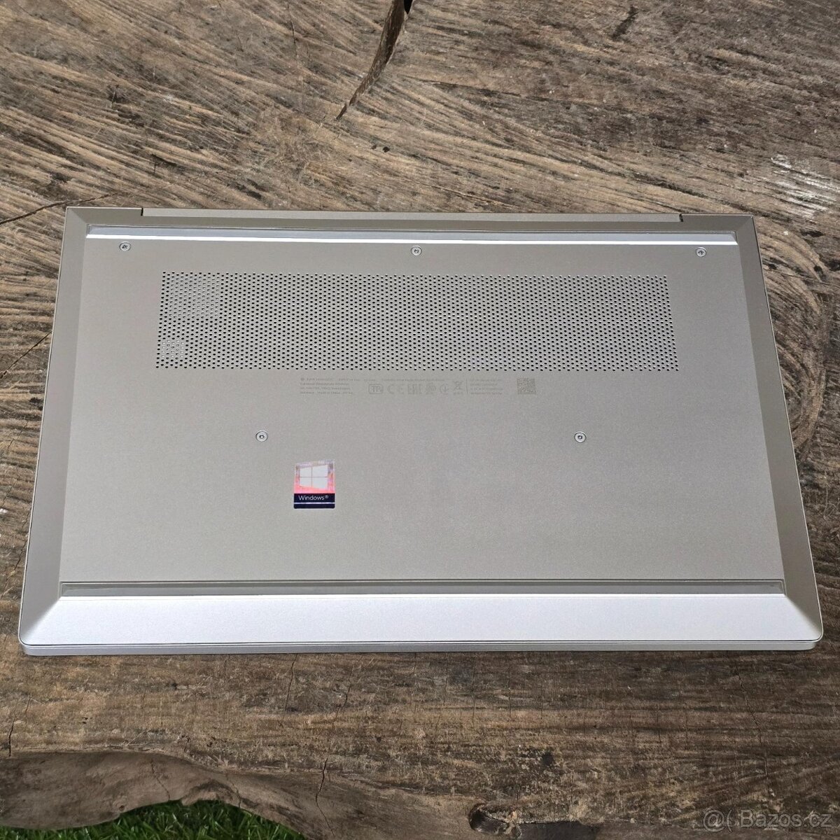 19) HP ProBook 430 G8 - 13,3" FHD, i5-1135G7,16GB,512GB SSD - 6