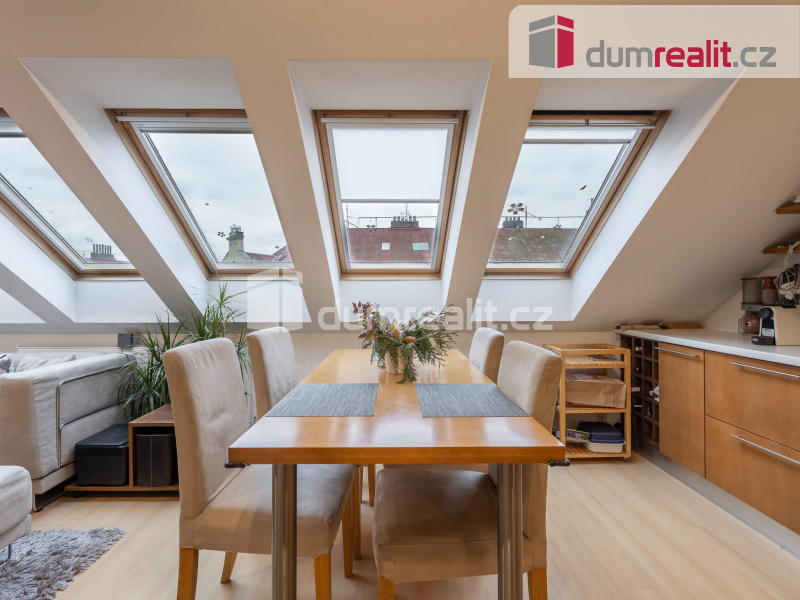 Prodej bytu 2+kk Libeň - 6