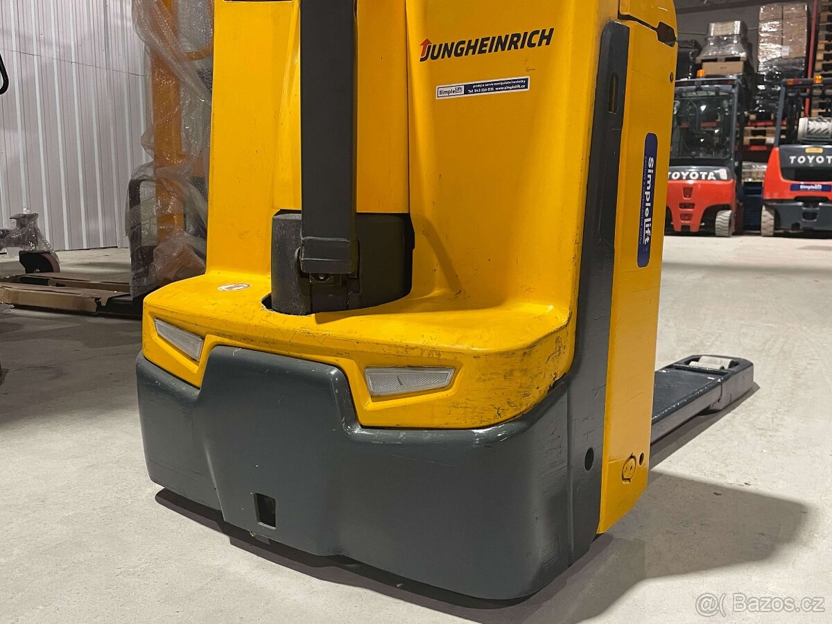 Set elektrických paletových vozíků Jungheinrich - 6