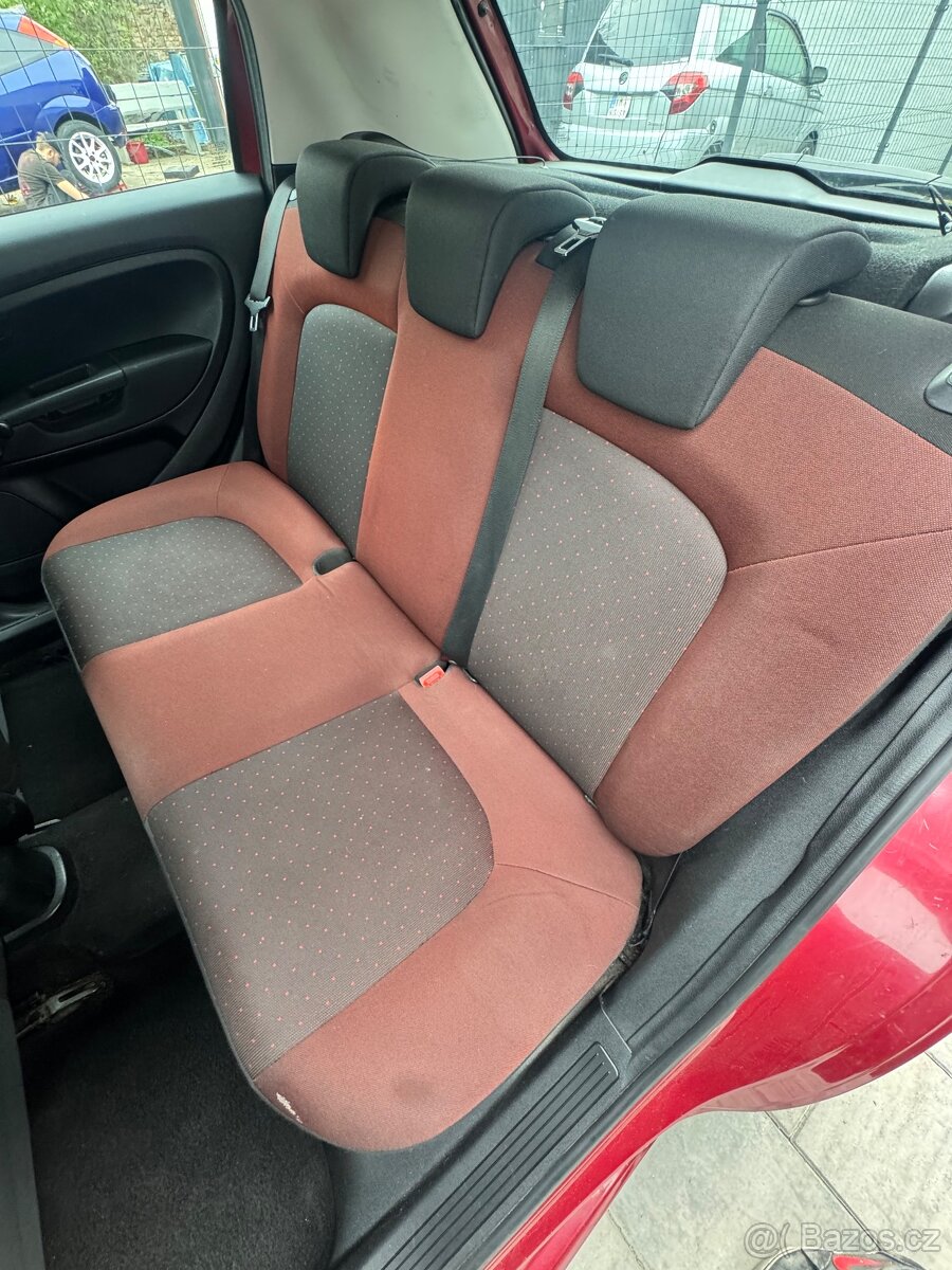 Fiat Punto 1.2 16V - 6