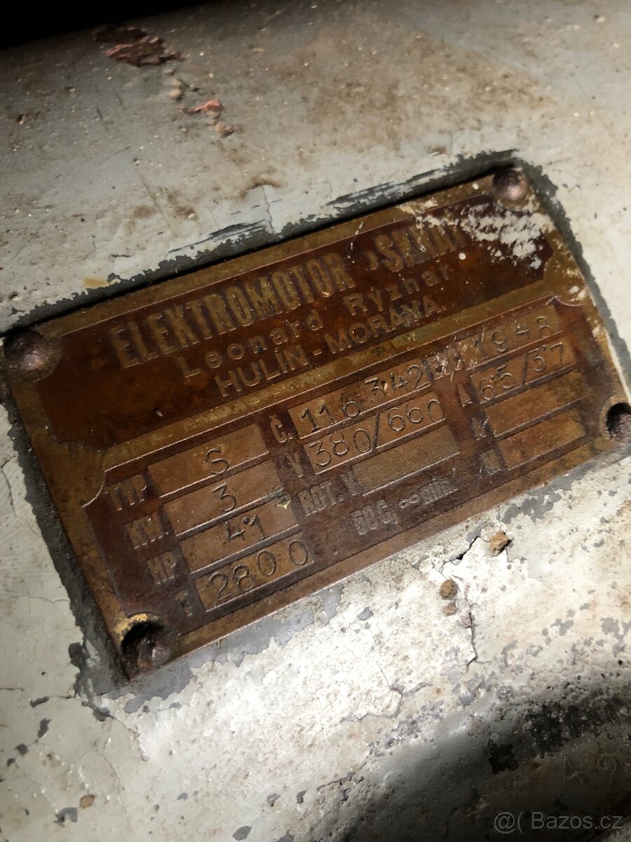 Hoblovka , srovnávačka . - 6