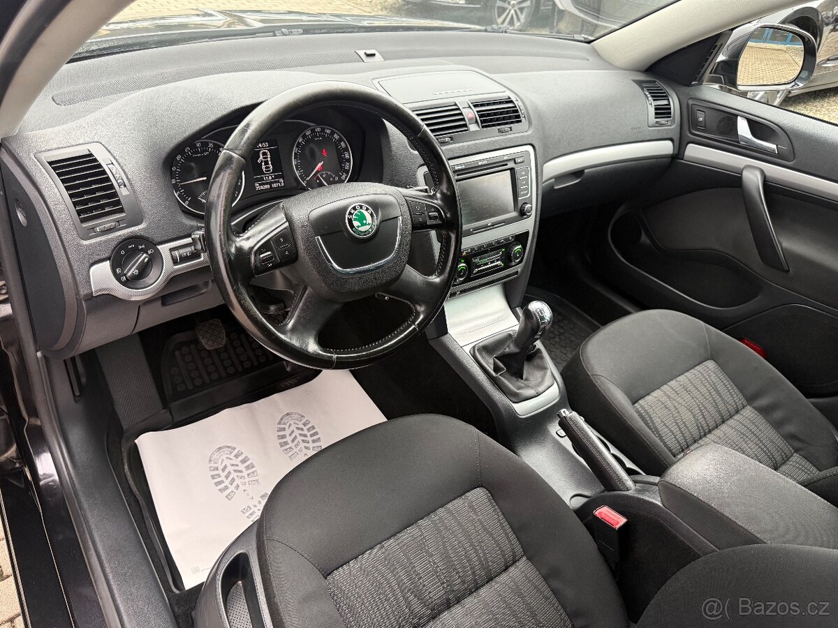 Škoda OCTAVIA II FACELIFT 1.9 TDi KLIMA TAŽNÉ - 6