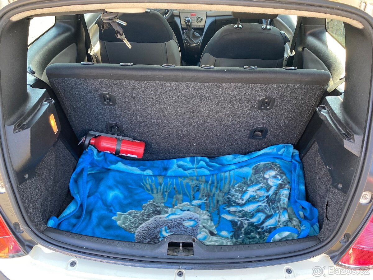 LANCIA Y 1.3 JTD 2004 51 KW 3DVEŘ - 6