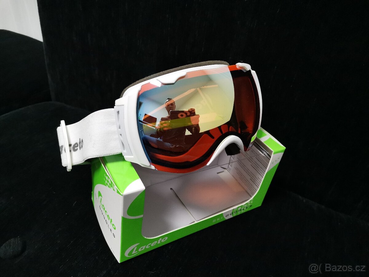 PŘILBA NA LYŽE - 6