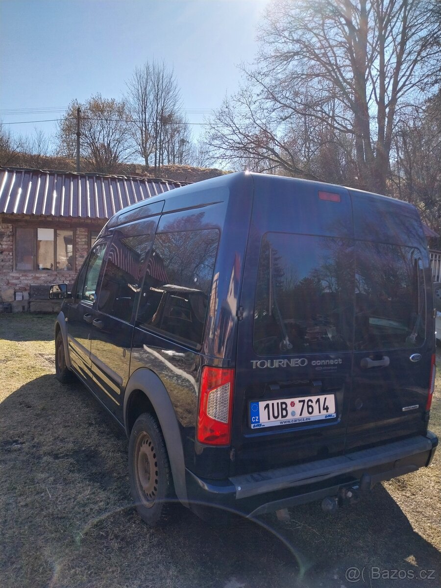 Prodám Ford tourneo connect 1.8 tdci - 6