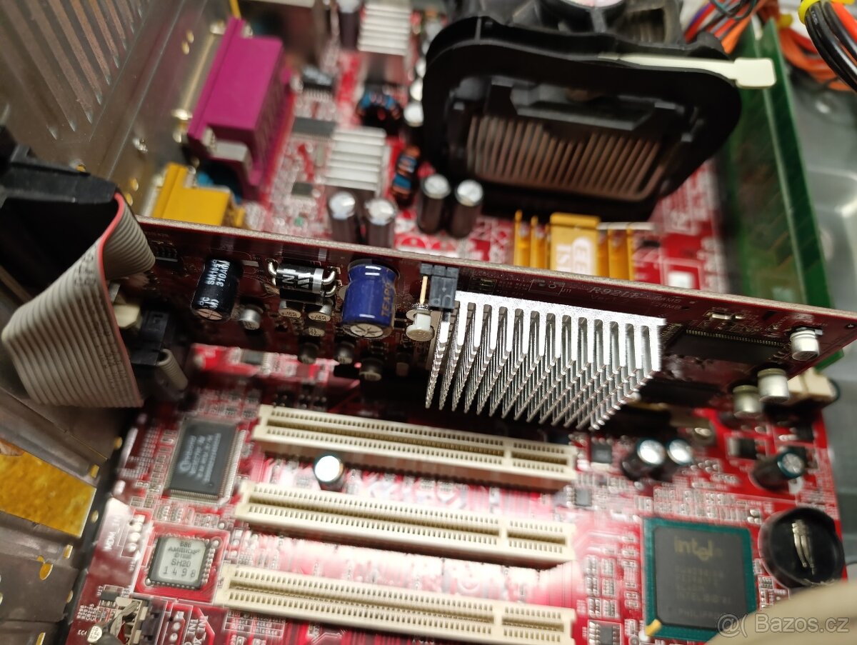 starý počítač celeron 2,6ghz - 6