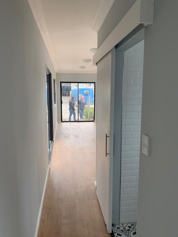 Mobilní kancelářský přepravní kontejner o rozměrech 40 x 8 s - 6