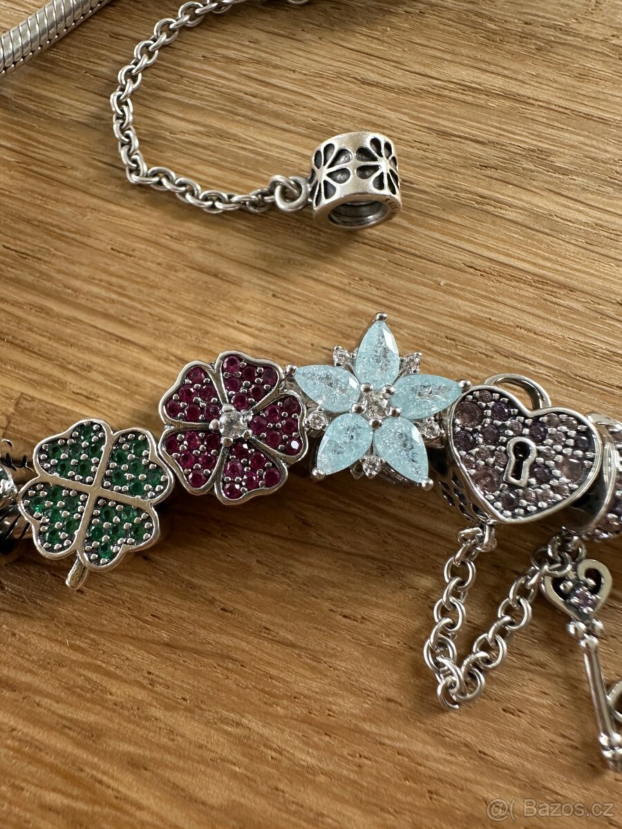 Zelený pavé čtyřlístek na Pandora náramek - 6