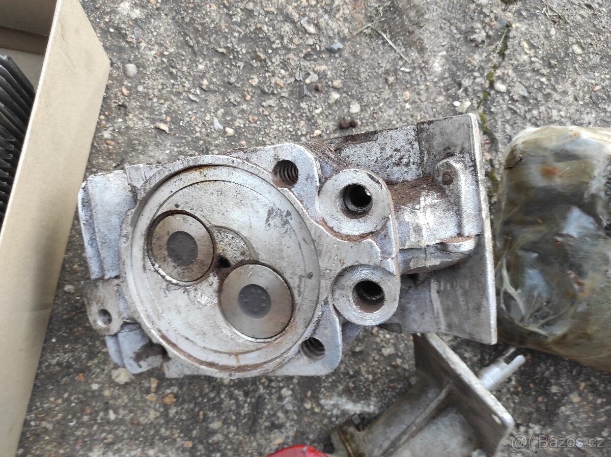 Tatra 148 vstřikovací čerpadlo, hlava, kompresor - 6