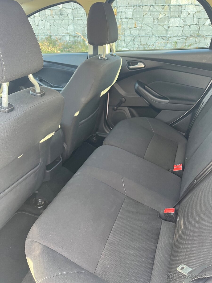 Ford Focus MK3 Facelift 1,5Tdci 70Kw. Hezky stav - 6