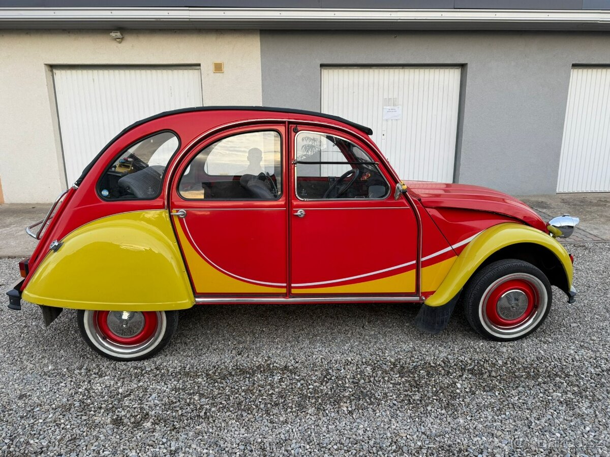 Citroën 2CV - 6