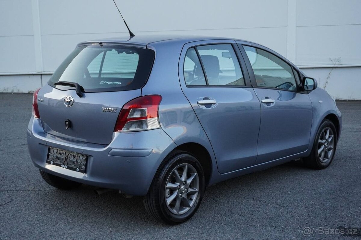 Toyota Yaris 1.3 AUTOMAT - 6
