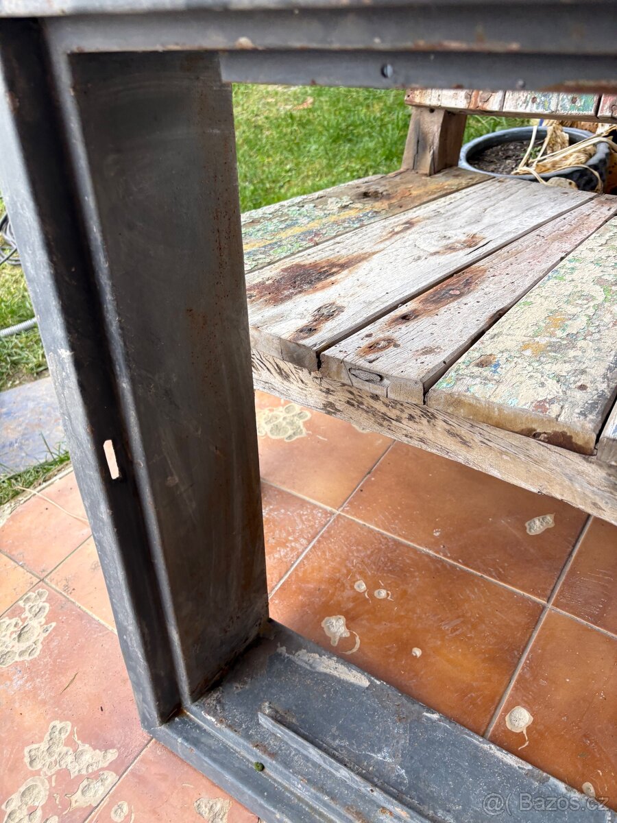 Kovová rozvodnice / rozvaděč / bedna - 6