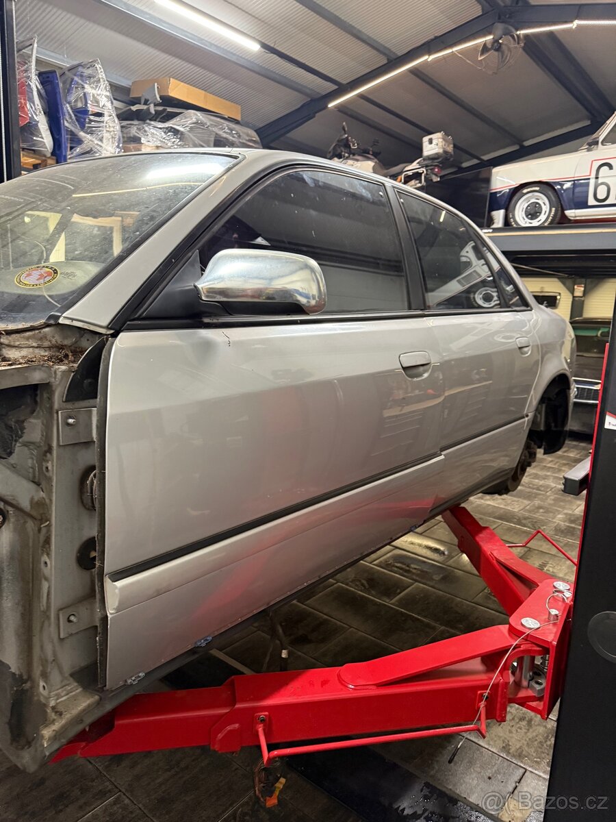 Audi A8/S8 D2 díly - 6