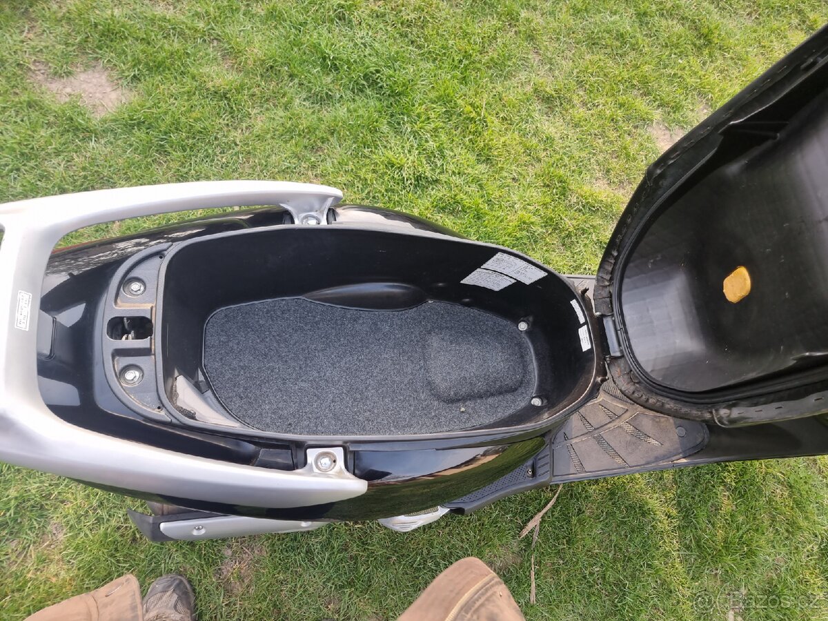 Honda NHX110 LEAD - 6