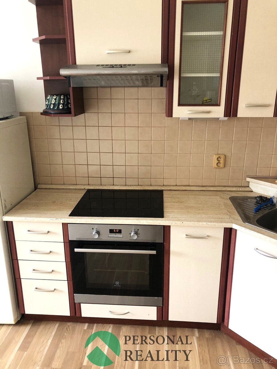 Pronájem slunného bytu 2+kk 45 m², Praha 2 - Vinohrady, Pols - 6