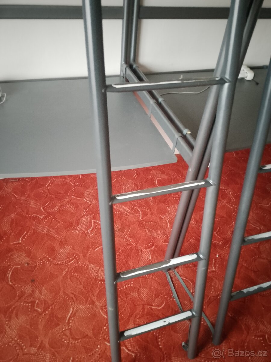 Vyvýšená kovová postel - 6