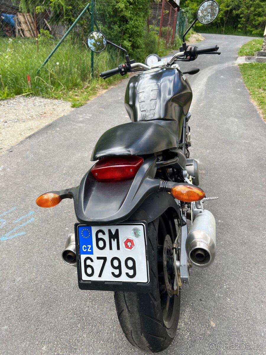Ducati Monster 750 - 6